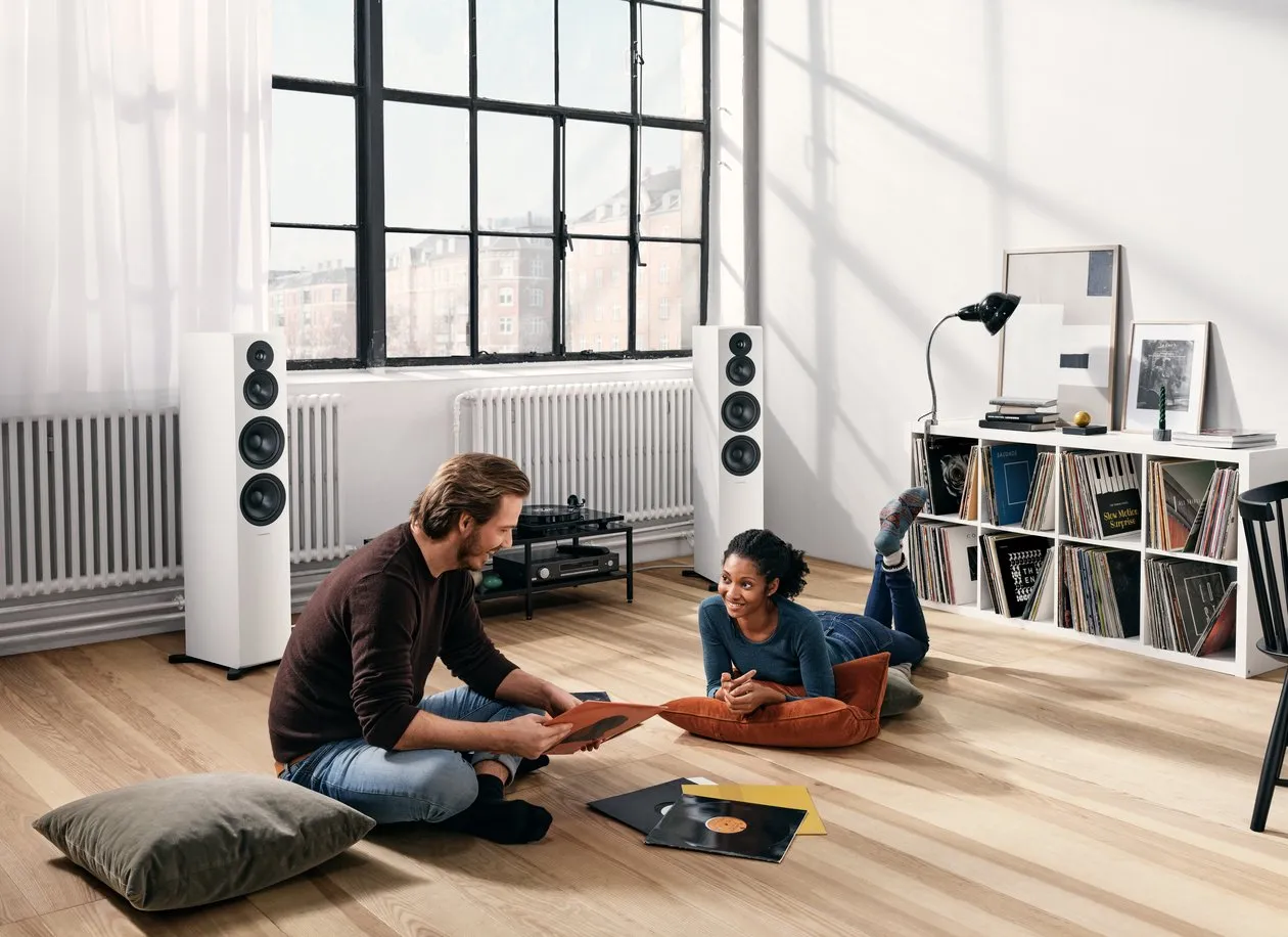 Nedis Vendite -Nedis Vendite DynaudioEmit50 White 01 1